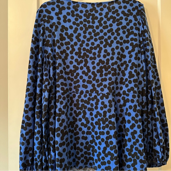 Ava & Viv Blue Polka Dot Tie Front Blouse 2X Long Sleeve - Picture 8 of 9